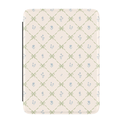 Petit Petals | Dainty Lattice Kindle Case