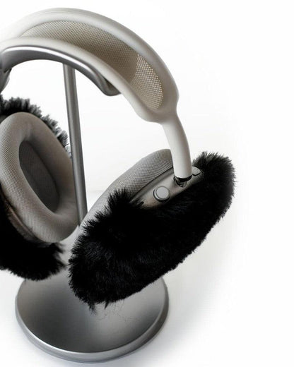 Black Fluffy Earmuffs | AirPods Max Case AirPods Case get.casely