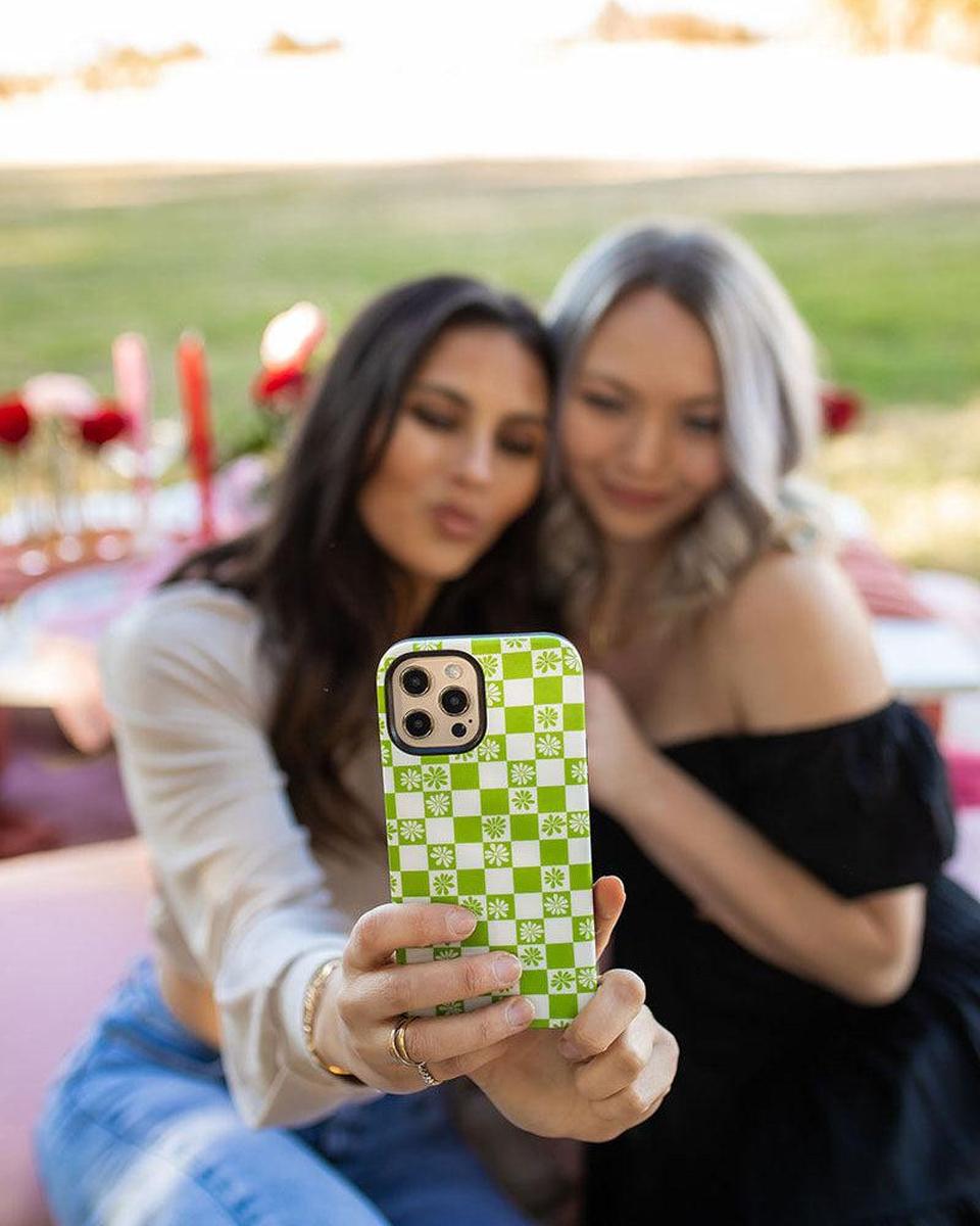 Check Mate | Daisy Checkerboard Floral Case iPhone Case get.casely