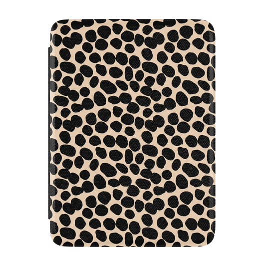 Lost in Spots | Cheetah Print Kindle Case | Casely
