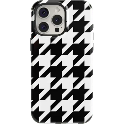 Houndstooth | High Contrast Design Case Phone Case Casetry Essential + MagSafe® iPhone 15 Pro