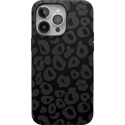 Into the Wild | Black Leopard Case iPhone Case get.casely Bold + MagSafe® iPhone 15 Pro