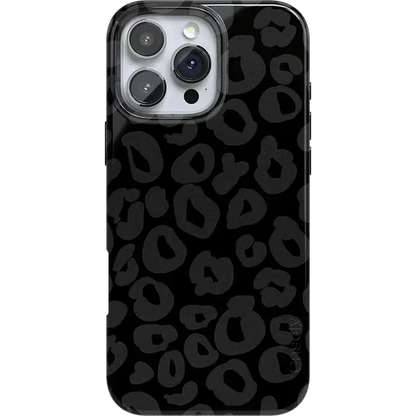 Into the Wild | Black Leopard Case iPhone Case get.casely Classic + MagSafe® iPhone 16 Pro Max