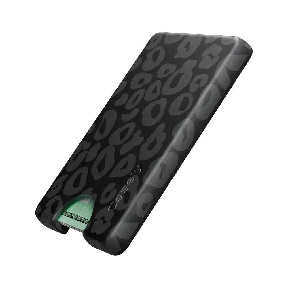 Into the Wild | Black Leopard MagWallet MagWallet get.casely