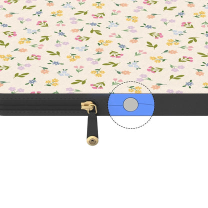 Ditsy Floral | Tiny Flowers Laptop Case