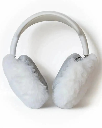 White Flurry Earmuffs | AirPods Max Case AirPods Case get.casely